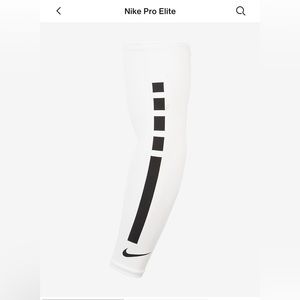 Nike Pro Elite Sleeves
